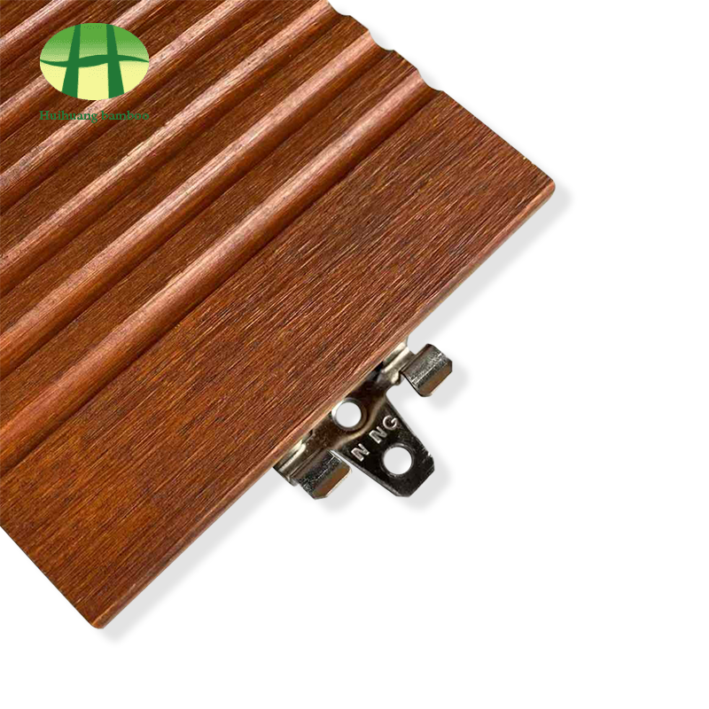 Elemento di fissaggio che unisce pavimenti in bambù pesante